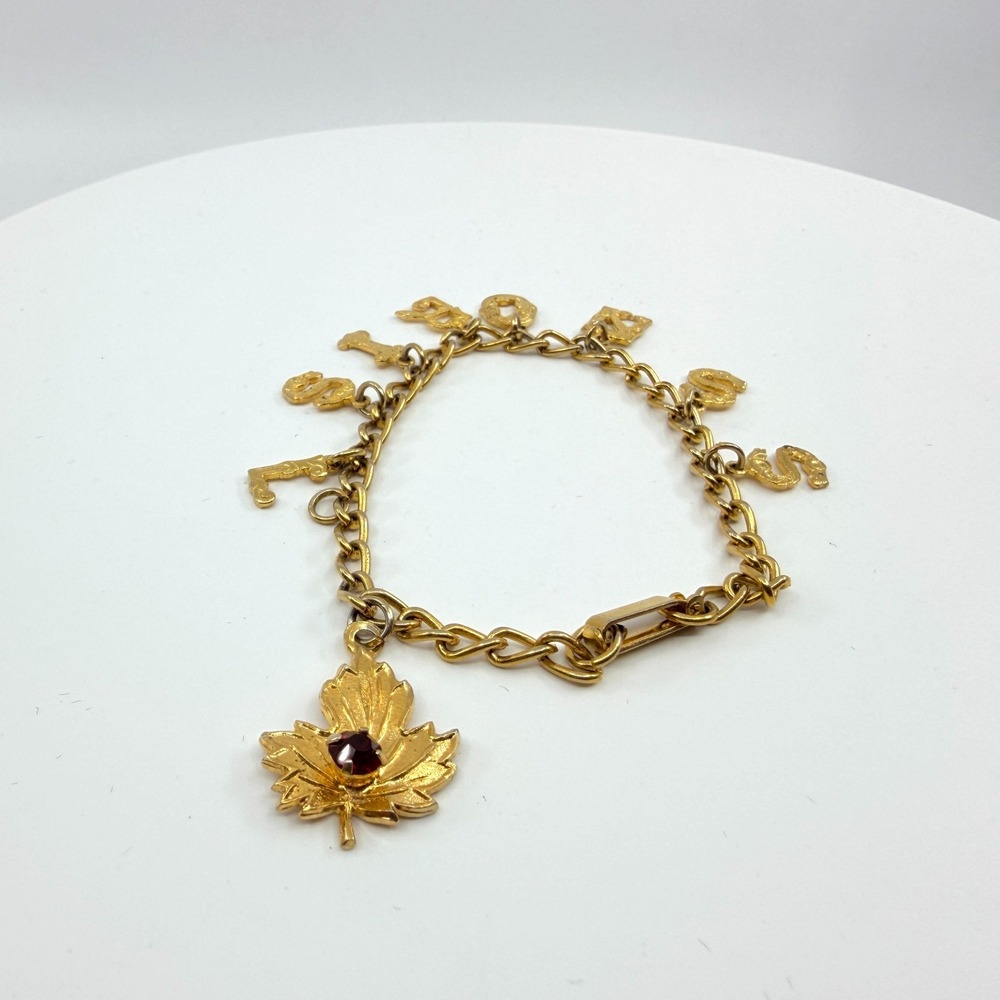 Vintage Y2K Gold Tone Maple Leaf "BOSS" Red Rhinestone Charm Bracelet